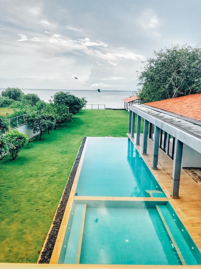 Villa Lagoonscape Negombo Exterior photo